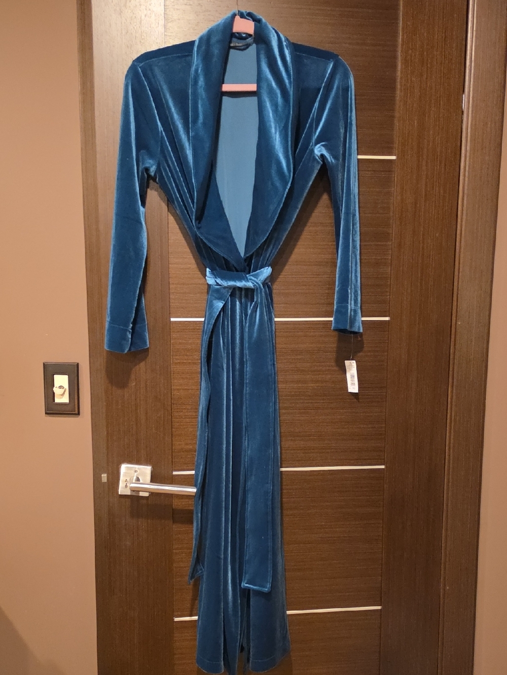 Natori Blue Robe with Teal Accents